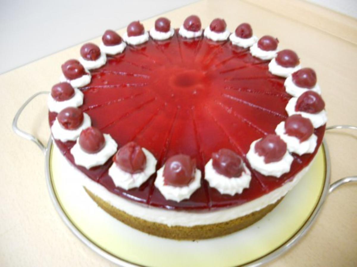 TORTE - Rotkäppchen-Torte - Rezept